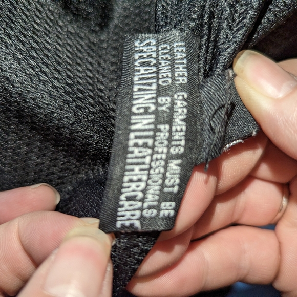 Real Leather Motorcycle jacket 3xl (fits like a solid Large) quilted pattern - Picture 7 of 9